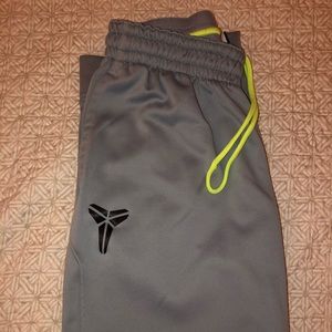 Kobe therma-fit joggers